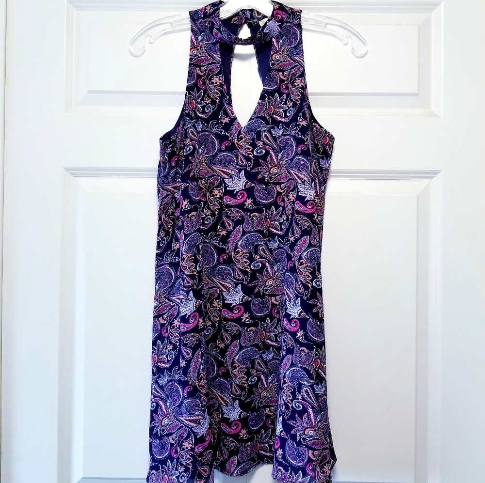 Miami High-Collar Front & Back Keyhole Flowy Dress